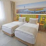 Friends Duesseldorf-airport 4*