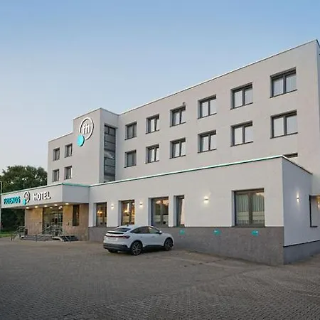 Friends Duesseldorf-airport