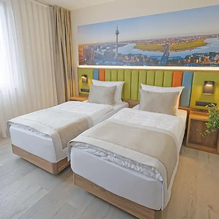 Friends Duesseldorf-airport 4*