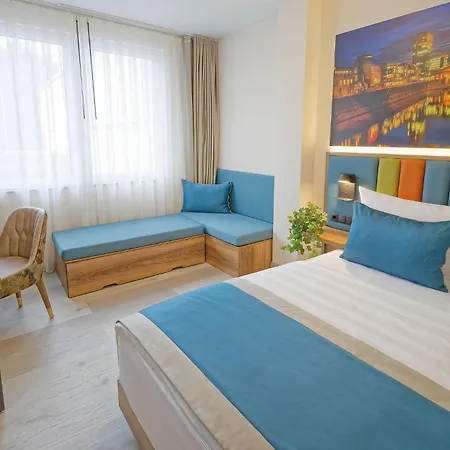 Hotel Friends Duesseldorf-airport 4*