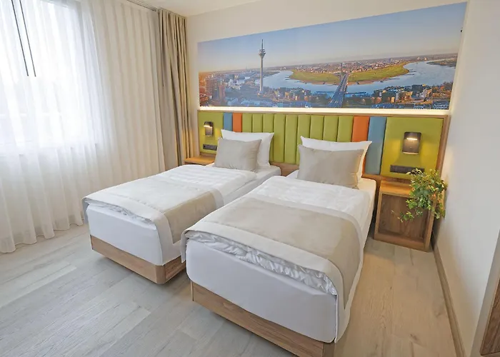 Friends Duesseldorf-airport 4*